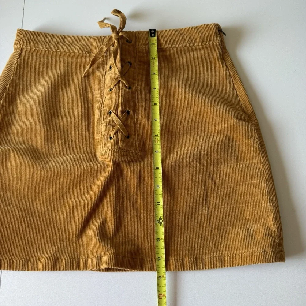 So Goods for Life Women's Mini Skirt Mustard Yellow Corduroy Lace Up Size 5/27W‎